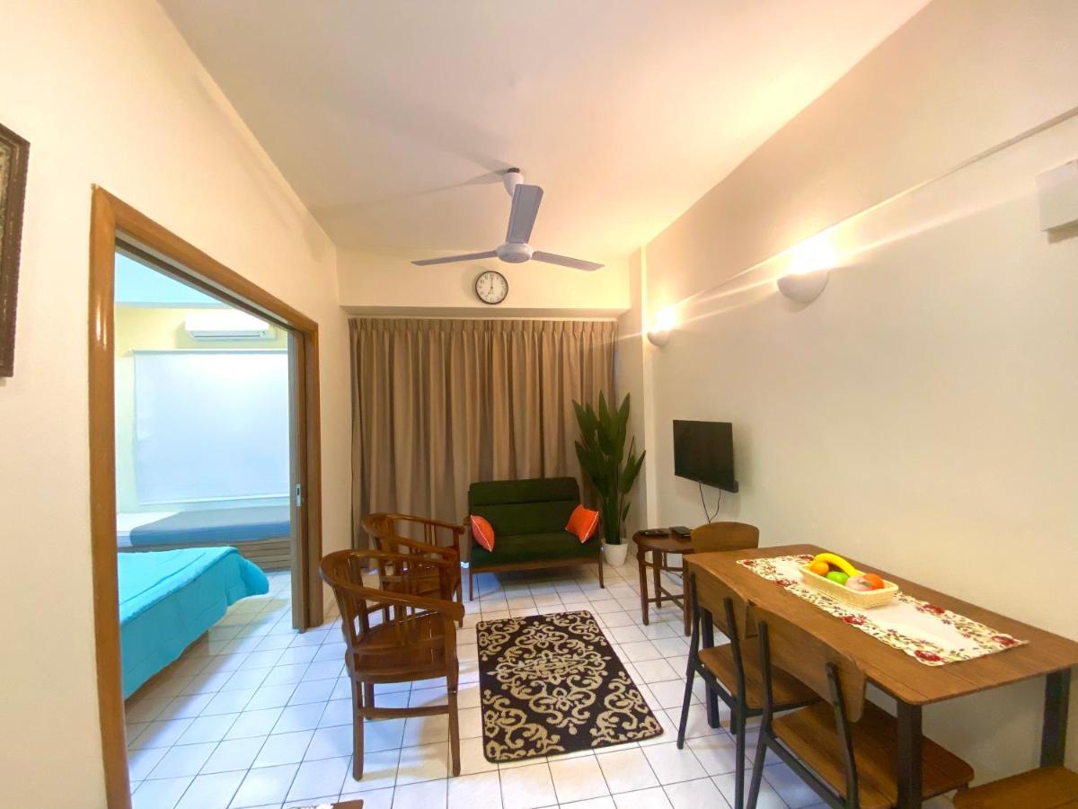 Shahmi Seaview Apartment - H4 ポートディクソン エクステリア 写真