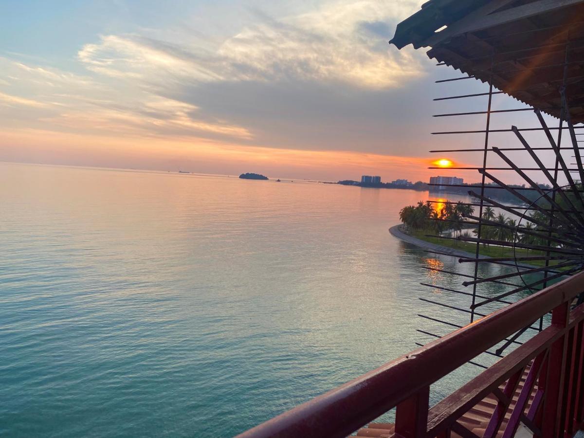 Shahmi Seaview Apartment - H4 ポートディクソン エクステリア 写真